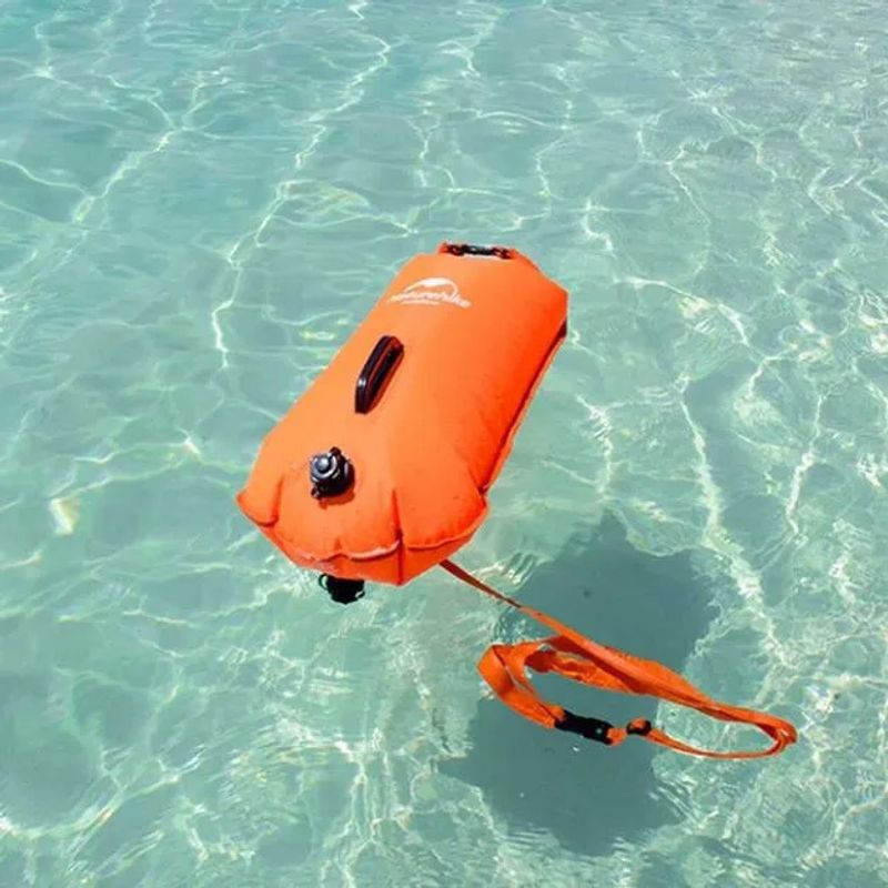saco-estanque-flutuavel-para-natacao-28l-laranja-img-4