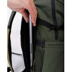 mochila-galapagos-pelican-20-ocre-e-verde-militar-30-litros-img9.jpg