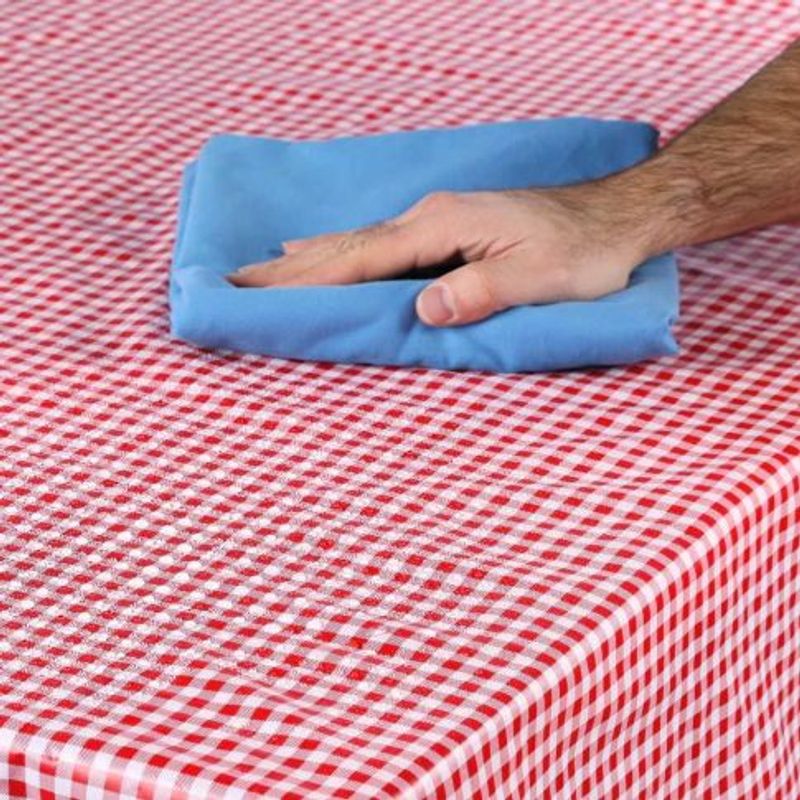 toalha-xadrez-picnic-tablecloth-coghlans-img3.jpg