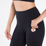 bermuda-legging-speed-pro-feminina-black-preta-para-academia-bolso-solo-2_cvwy-ut.png