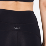 bermuda-legging-speed-pro-feminina-black-preta-para-academia-cos-alto-solo-3.png